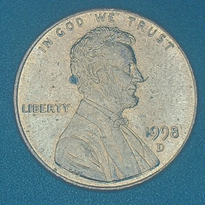 1998-D-Lincoln-With-Shadows-On-